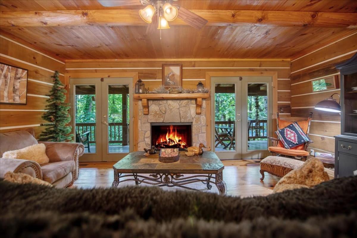 Waterfront Mountain Cabin With Hot Tub Villa Blue Ridge Eksteriør billede