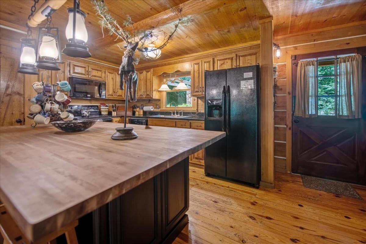 Waterfront Mountain Cabin With Hot Tub Villa Blue Ridge Eksteriør billede