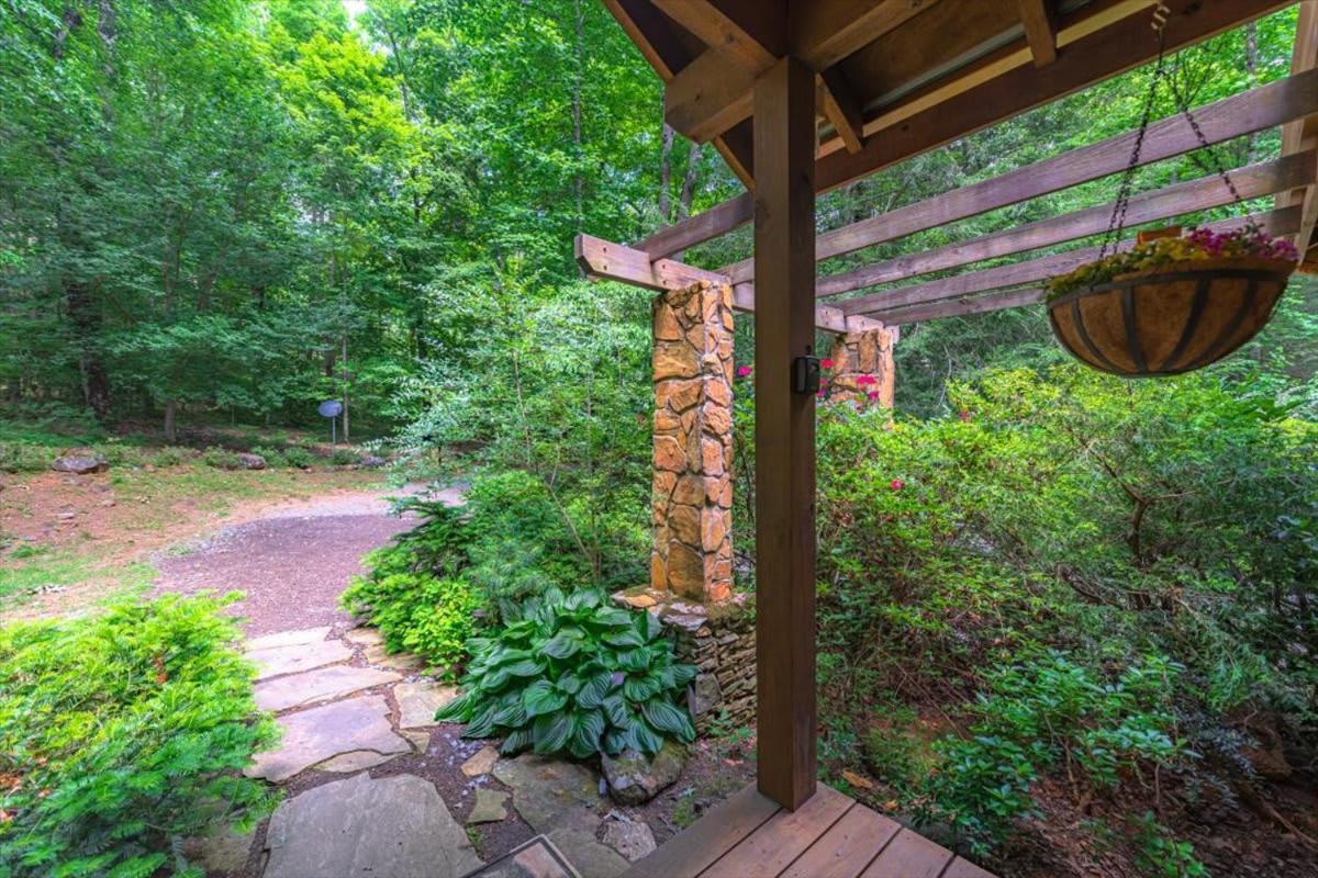 Waterfront Mountain Cabin With Hot Tub Villa Blue Ridge Eksteriør billede