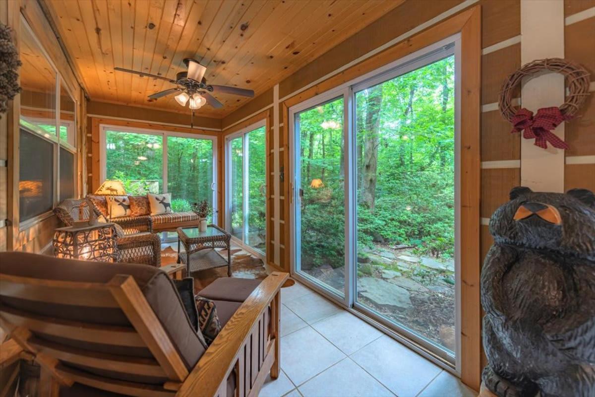 Waterfront Mountain Cabin With Hot Tub Villa Blue Ridge Eksteriør billede